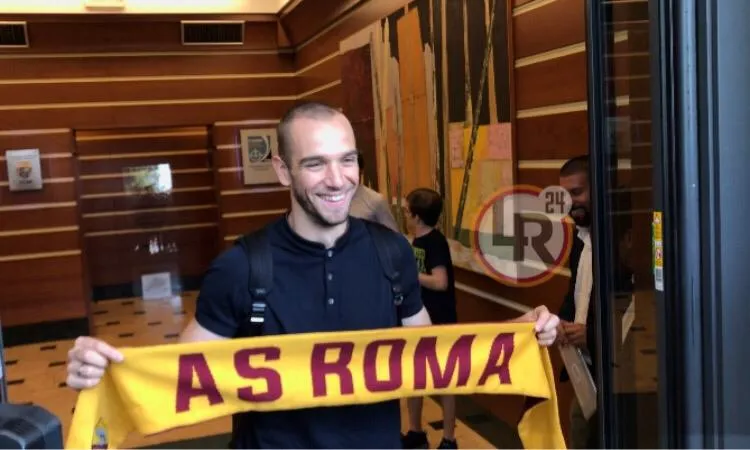 pau lopez sciarpa 1