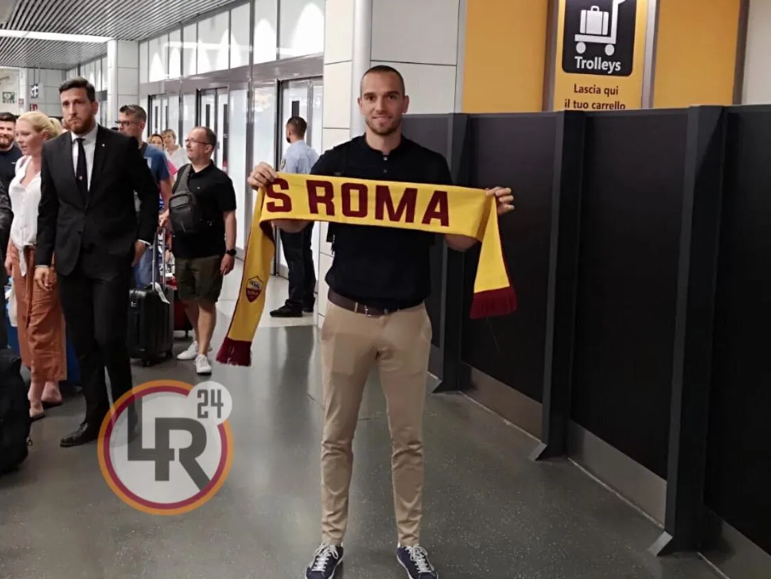 pau lopez sciarpa