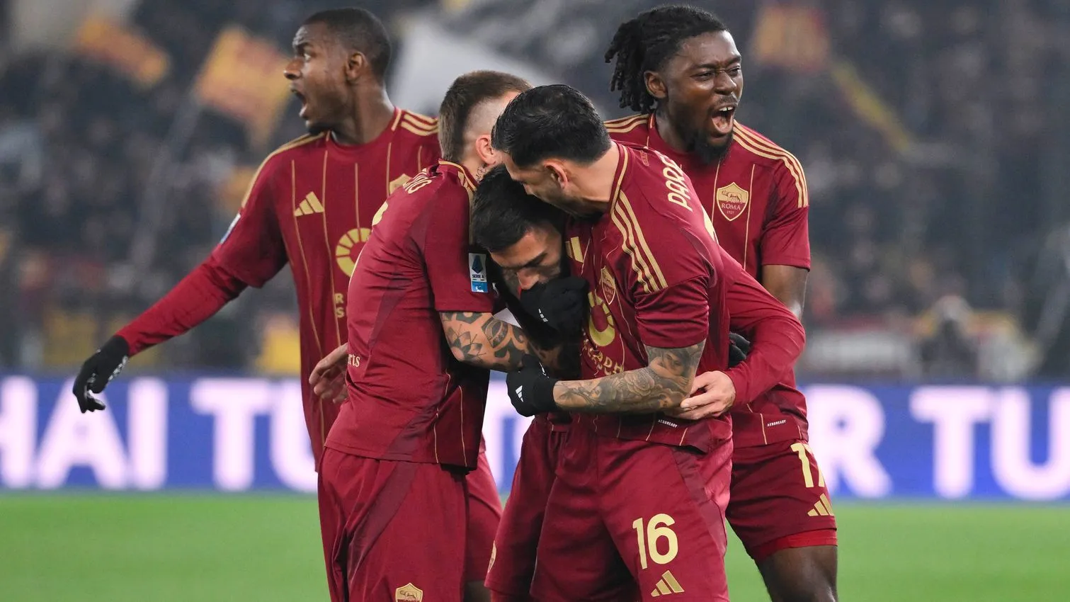 pellegrini paredes gol derby
