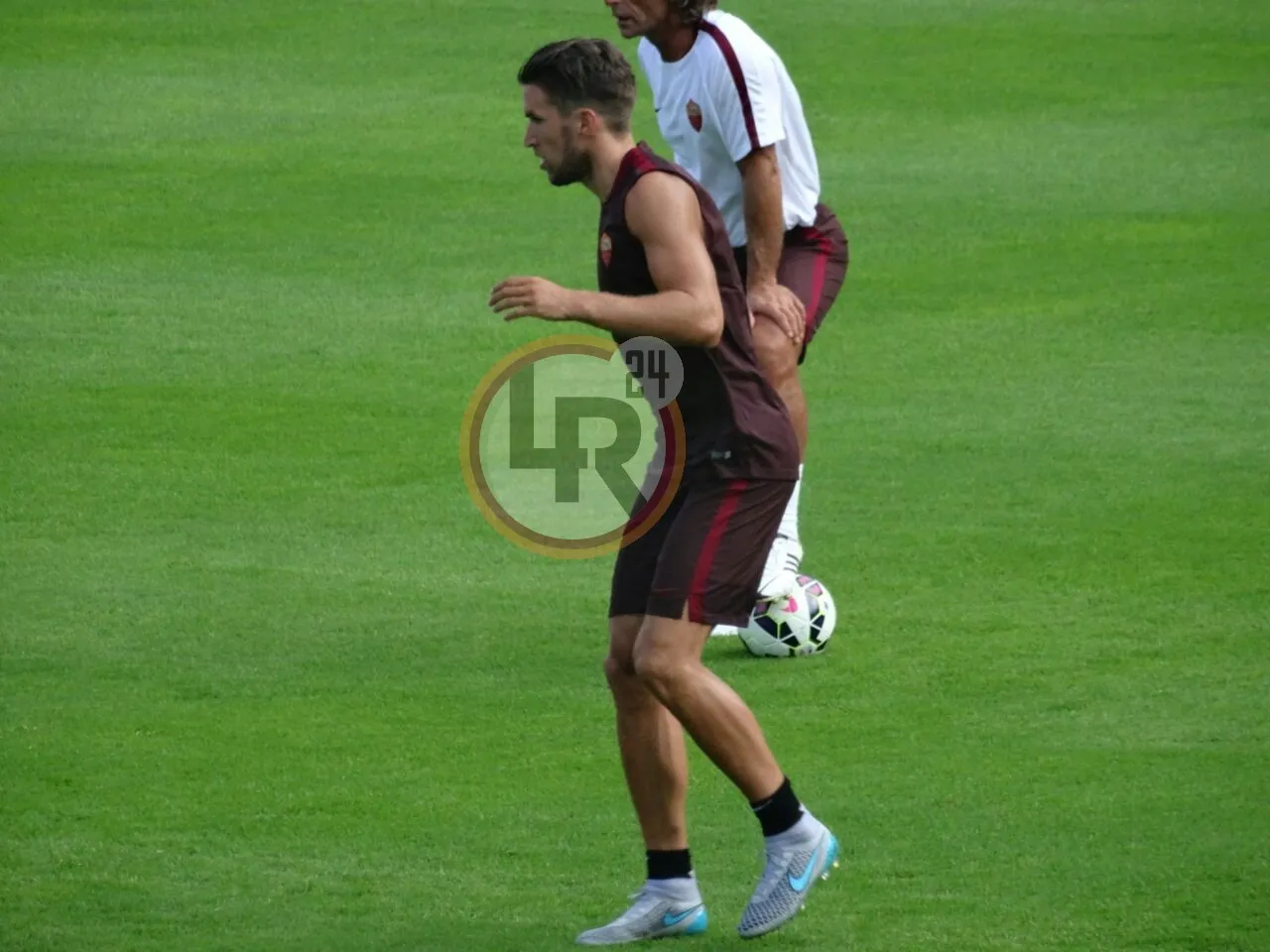pinzolo allenamento strootman