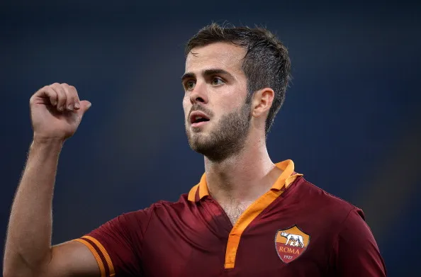 pjanic mezzo pp pugno chiuso ottima