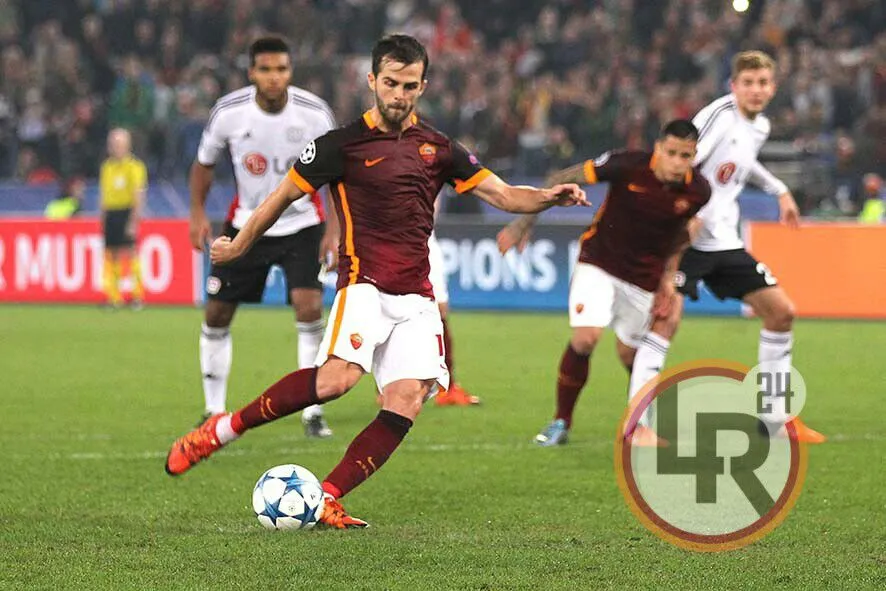 pjanic rigore roma bayer 04112015