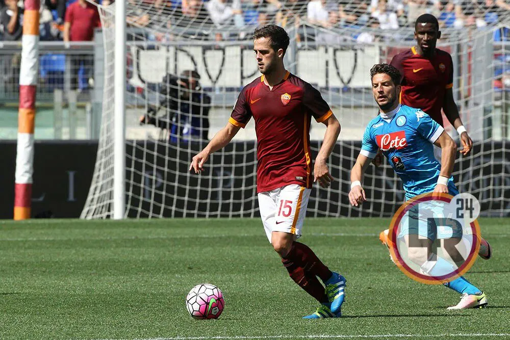 pjanic roma napoli