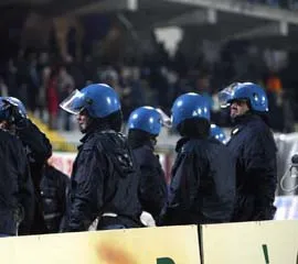 polizia stadio01