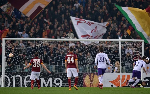 porta olimpico gol rigore gonzalo rodriguez europa league roma fiorentina 19032015