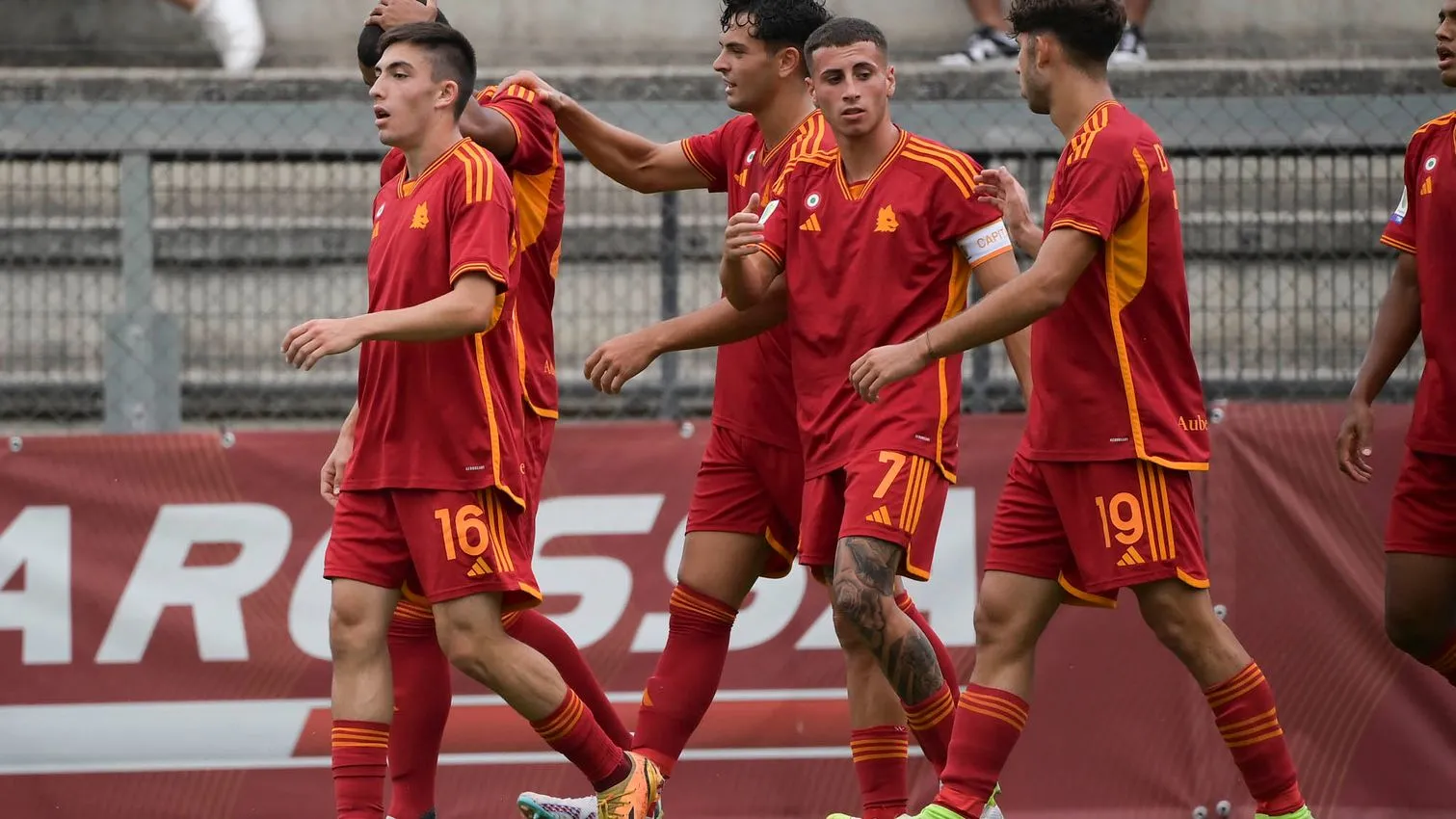 primavera roma frosinone esultanza squadra