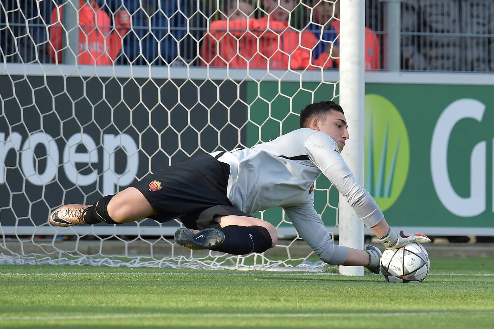 psv roma primavera crisanto para rigore