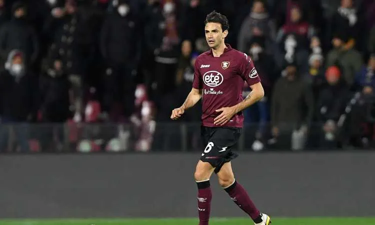 radovanovicsalernitana202122conduzione750x450