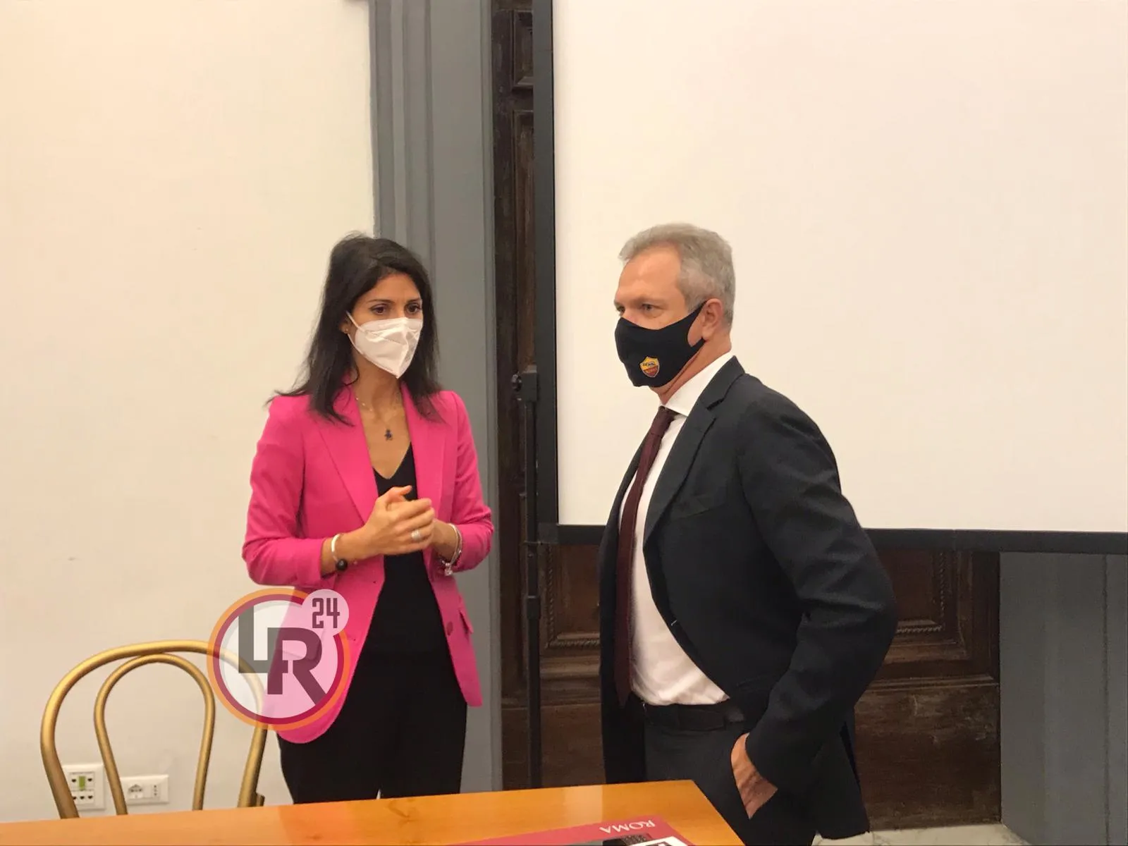 raggi fienga vicini