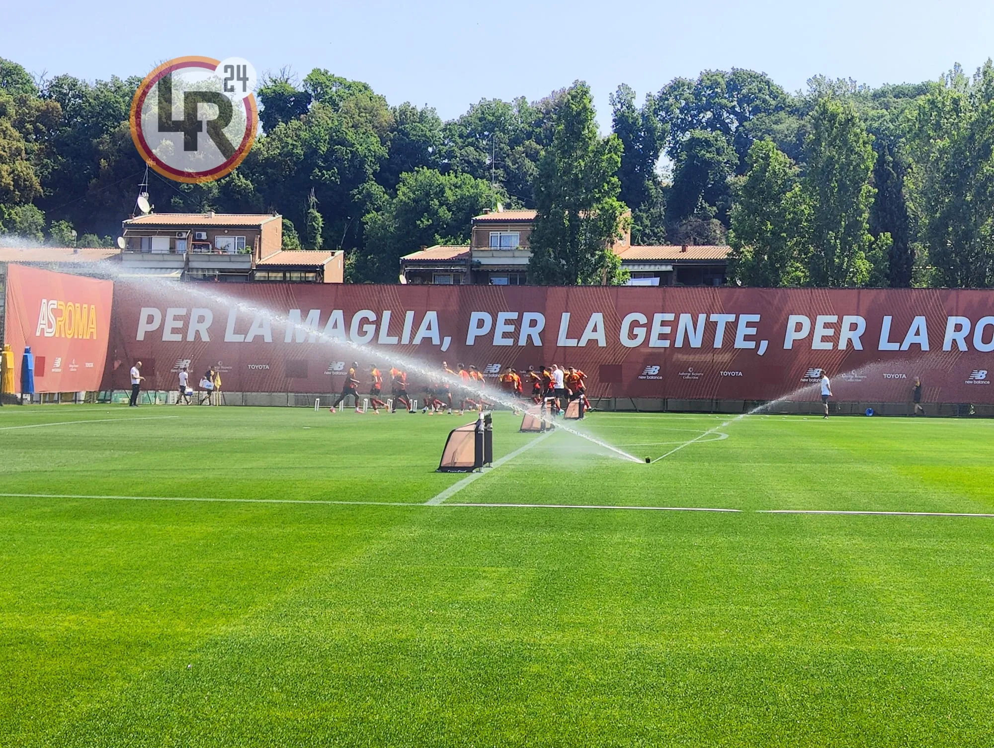 rifinitura trigoria uefa day