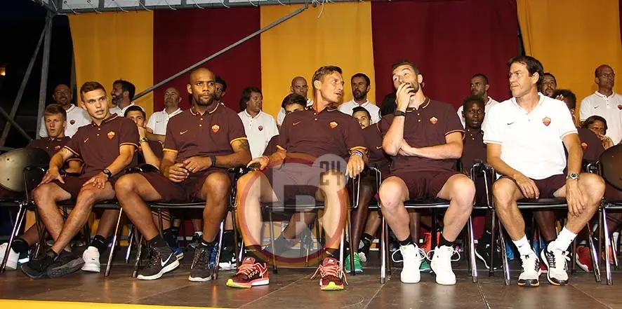ritiro roma presentazione squadra totti 7715