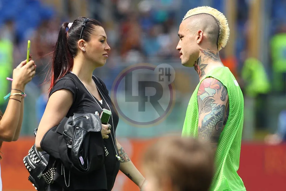 roma chievo nainggolan moglie