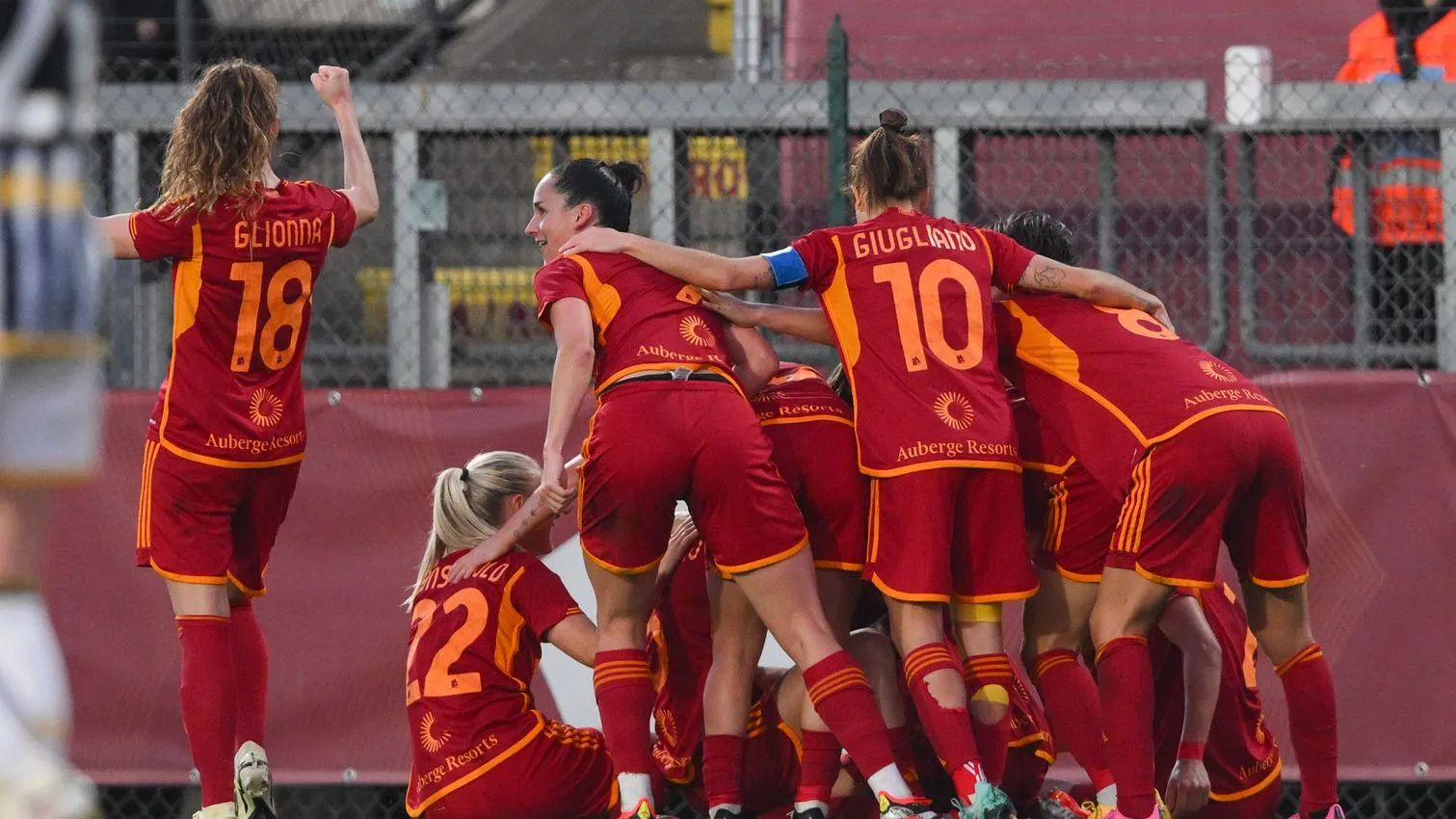 roma femminile juve esultanza