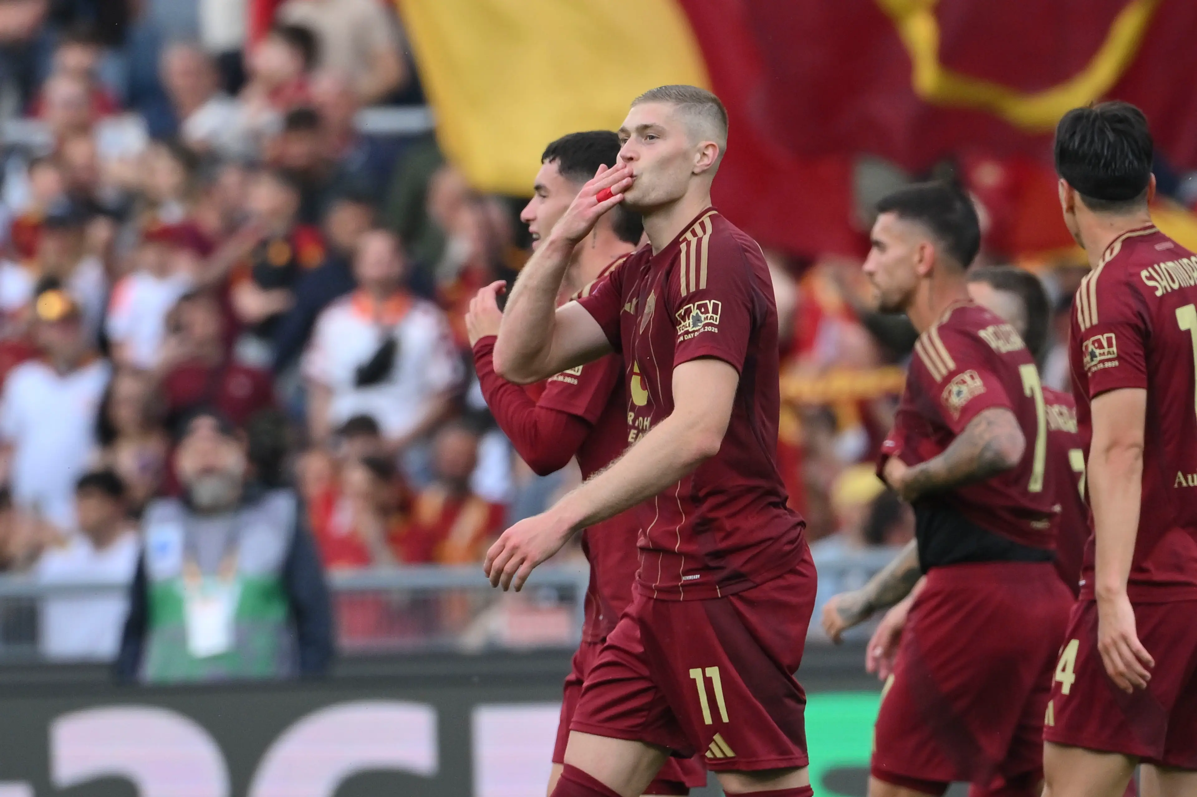 roma fiorentina dovbyk 4