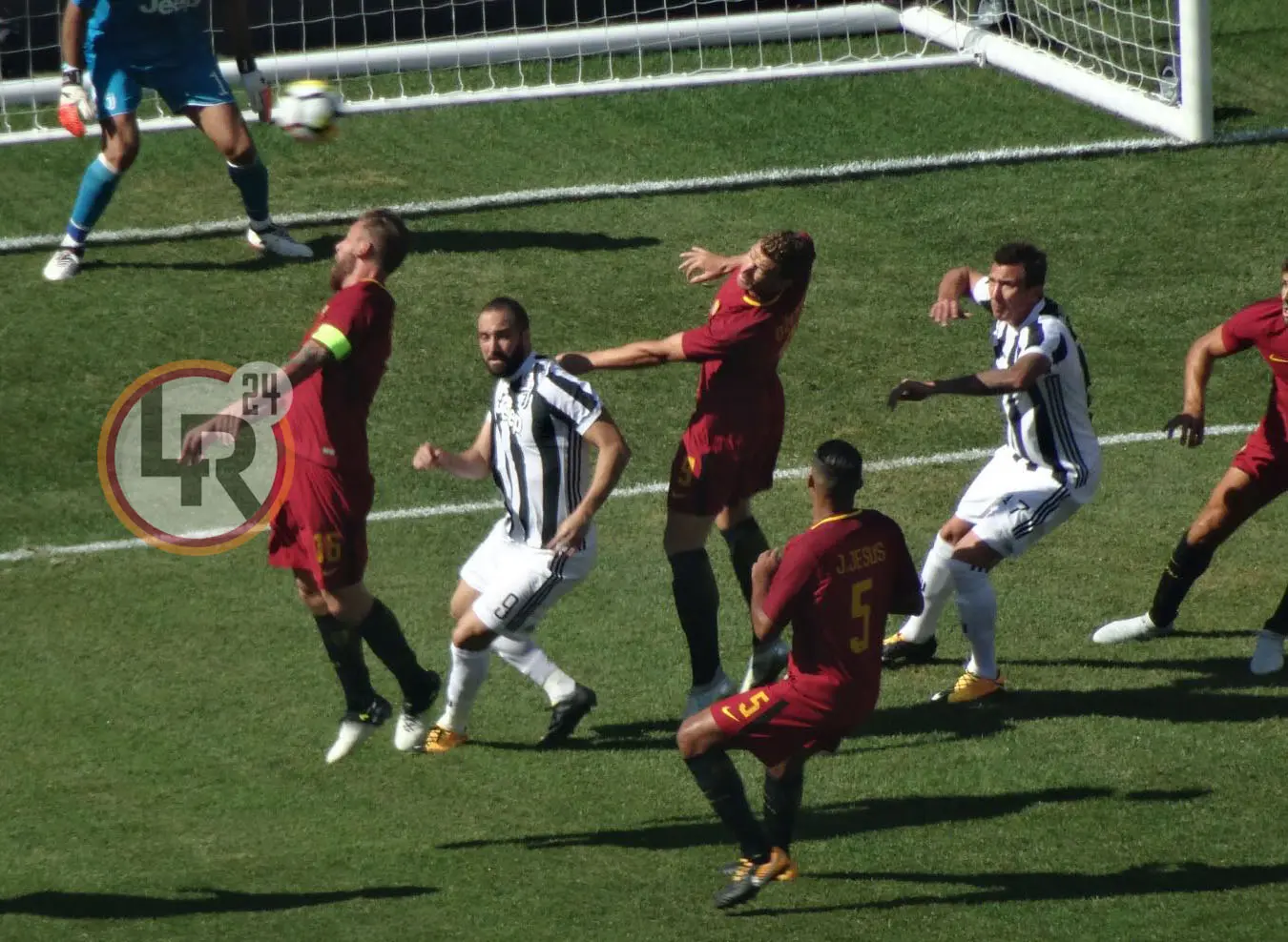 roma juve azione