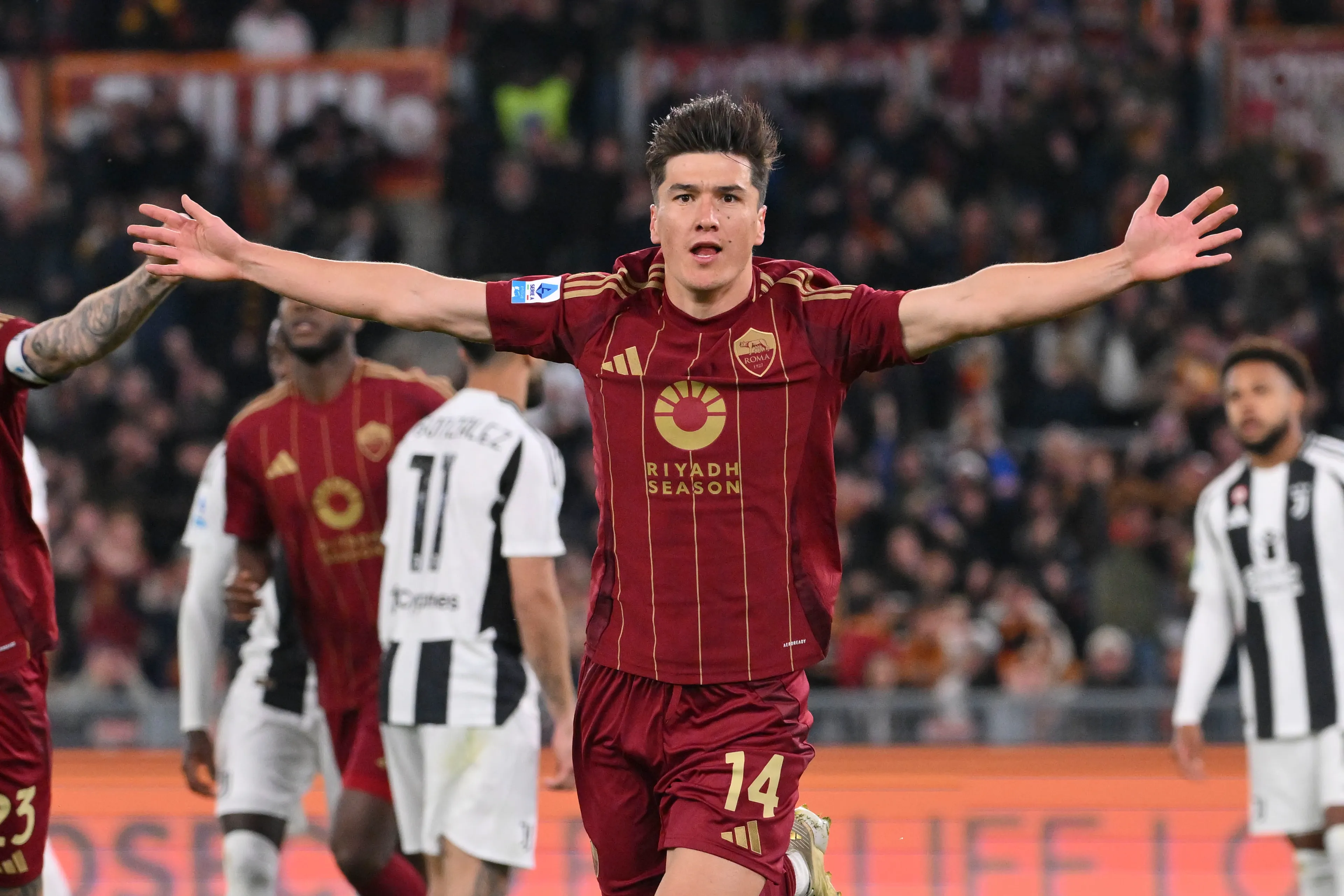 roma juventus shomurodov 2
