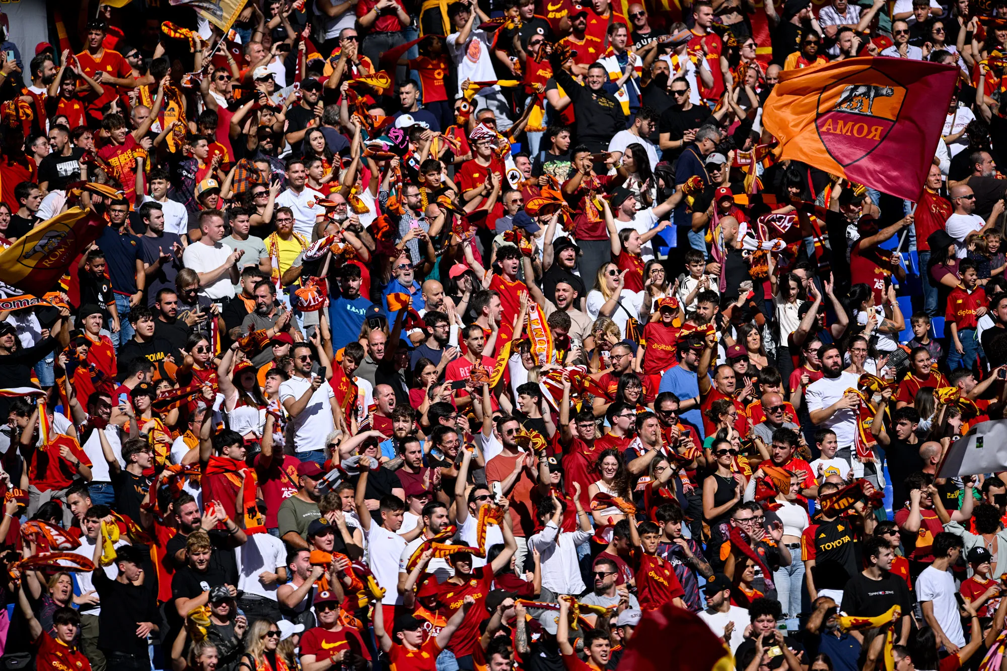 roma monza stadio olimpico tifosi