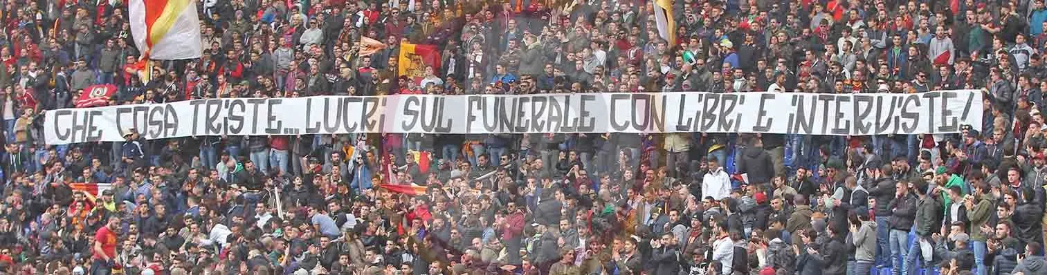 roma napoli striscione lardi 05042015 mancini