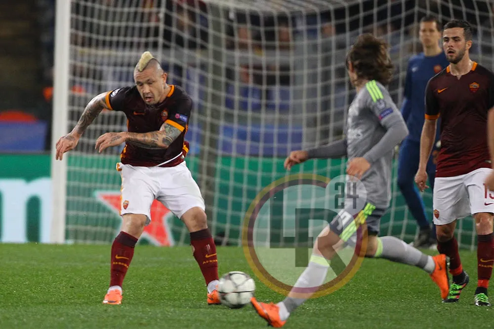 roma real nainggolan 17022016 mancini