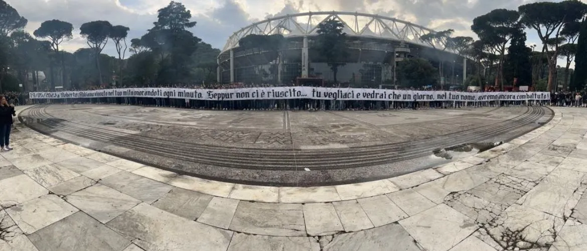 roma salernitana curva sud striscione roberto rulli fedayn