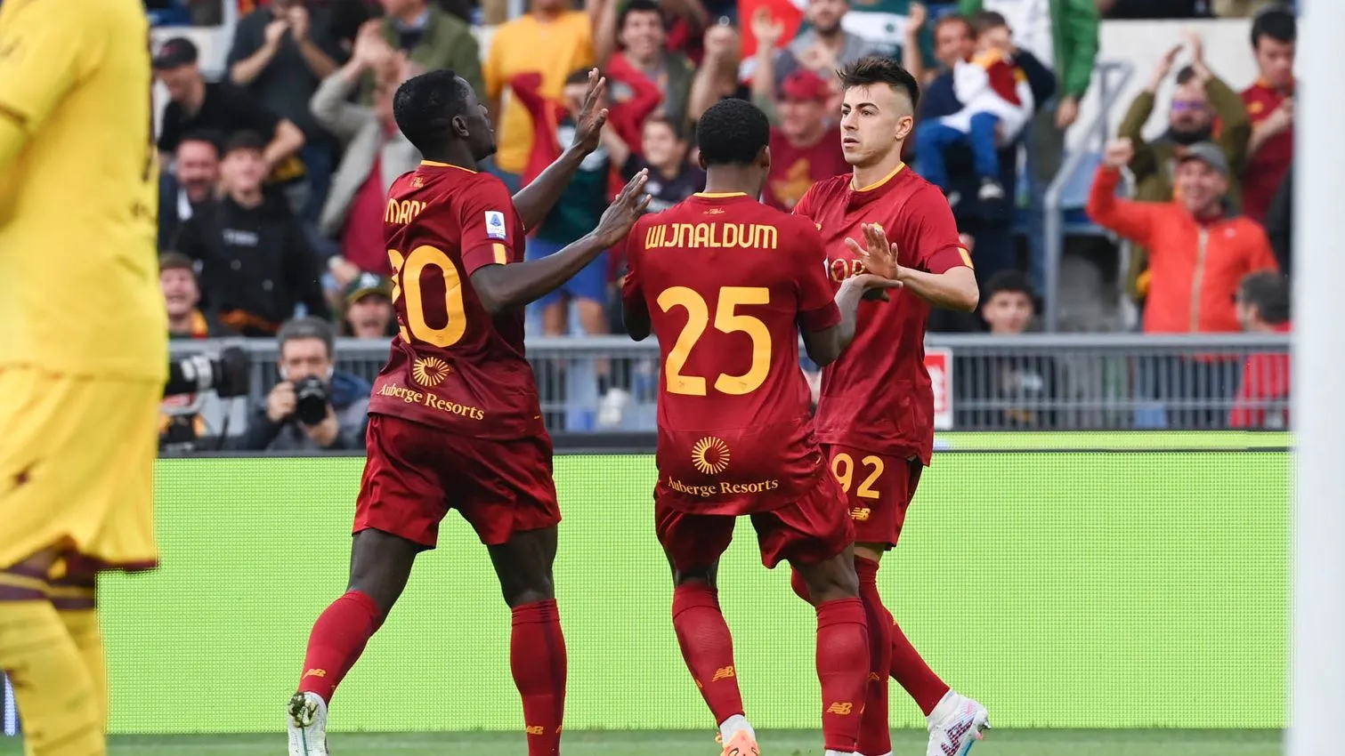 roma salernitana esultanza squadra