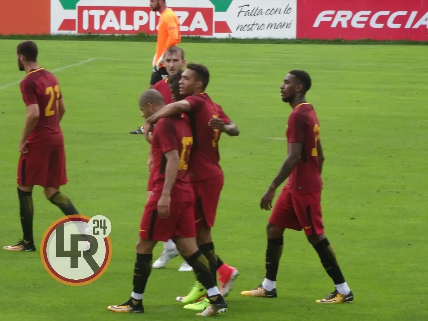 roma slovacko esultanza roma