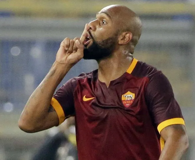roma udinese maicon zittisce pubblico