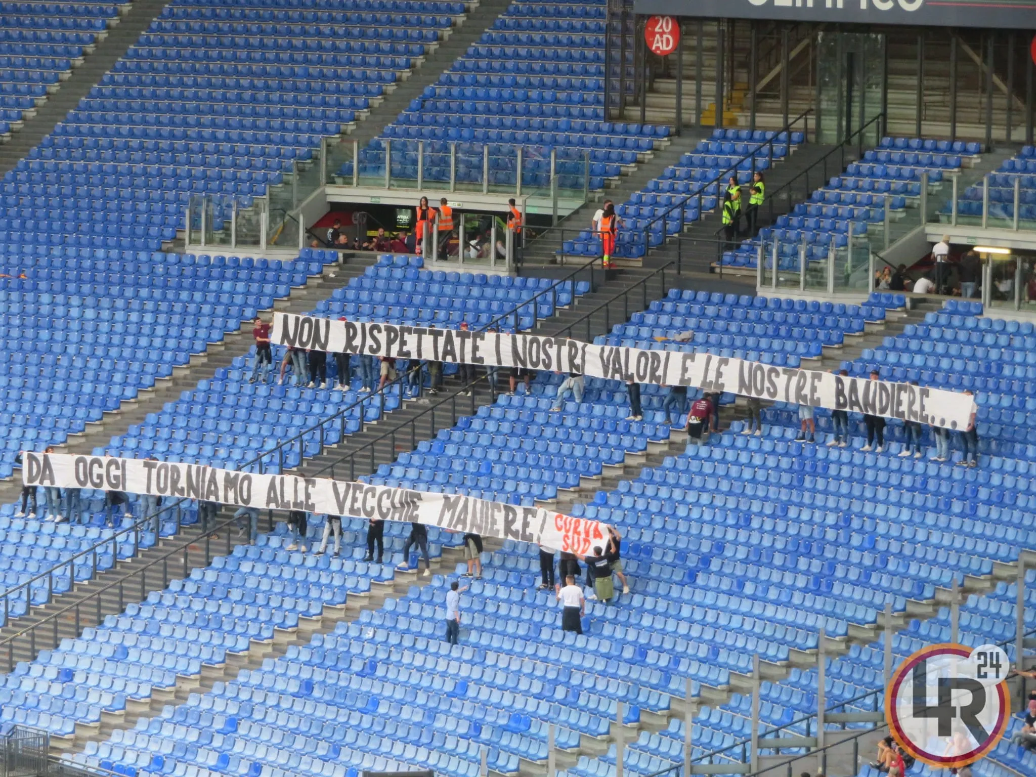 roma udinese striscione curva sud 2