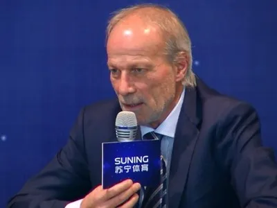 sabatini microfono presentazione suning