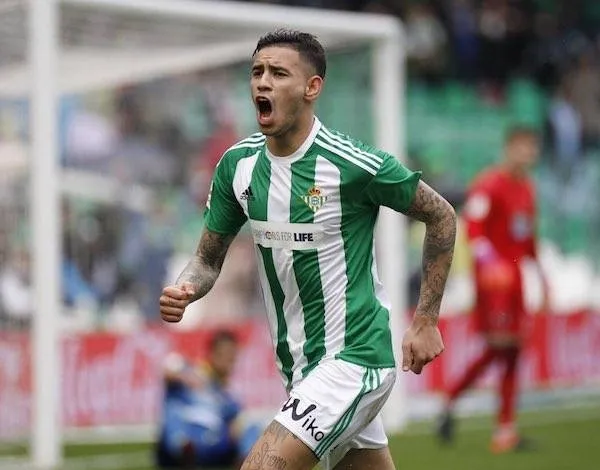 sanabria esulta betis