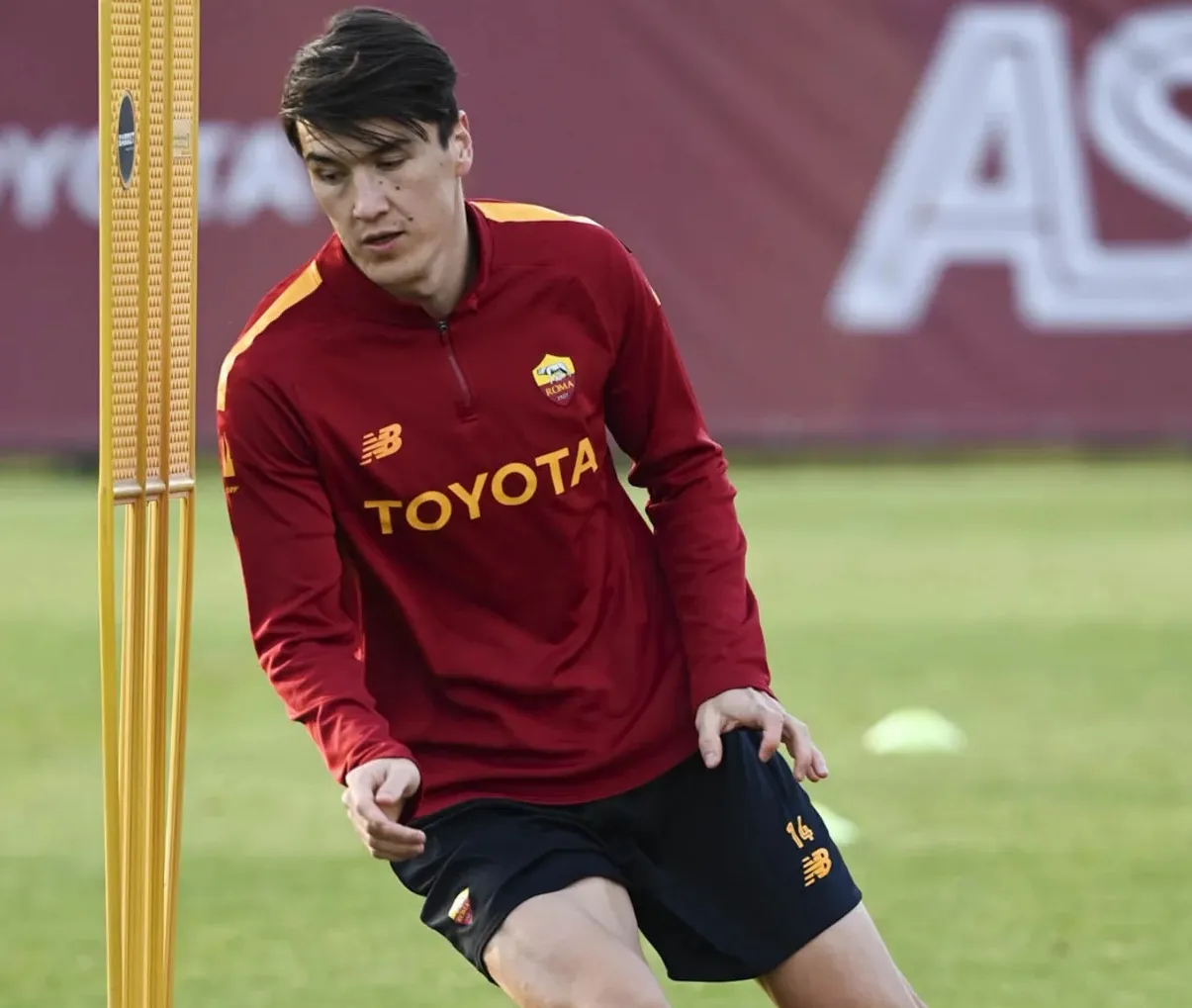shomurodov trigoria 4