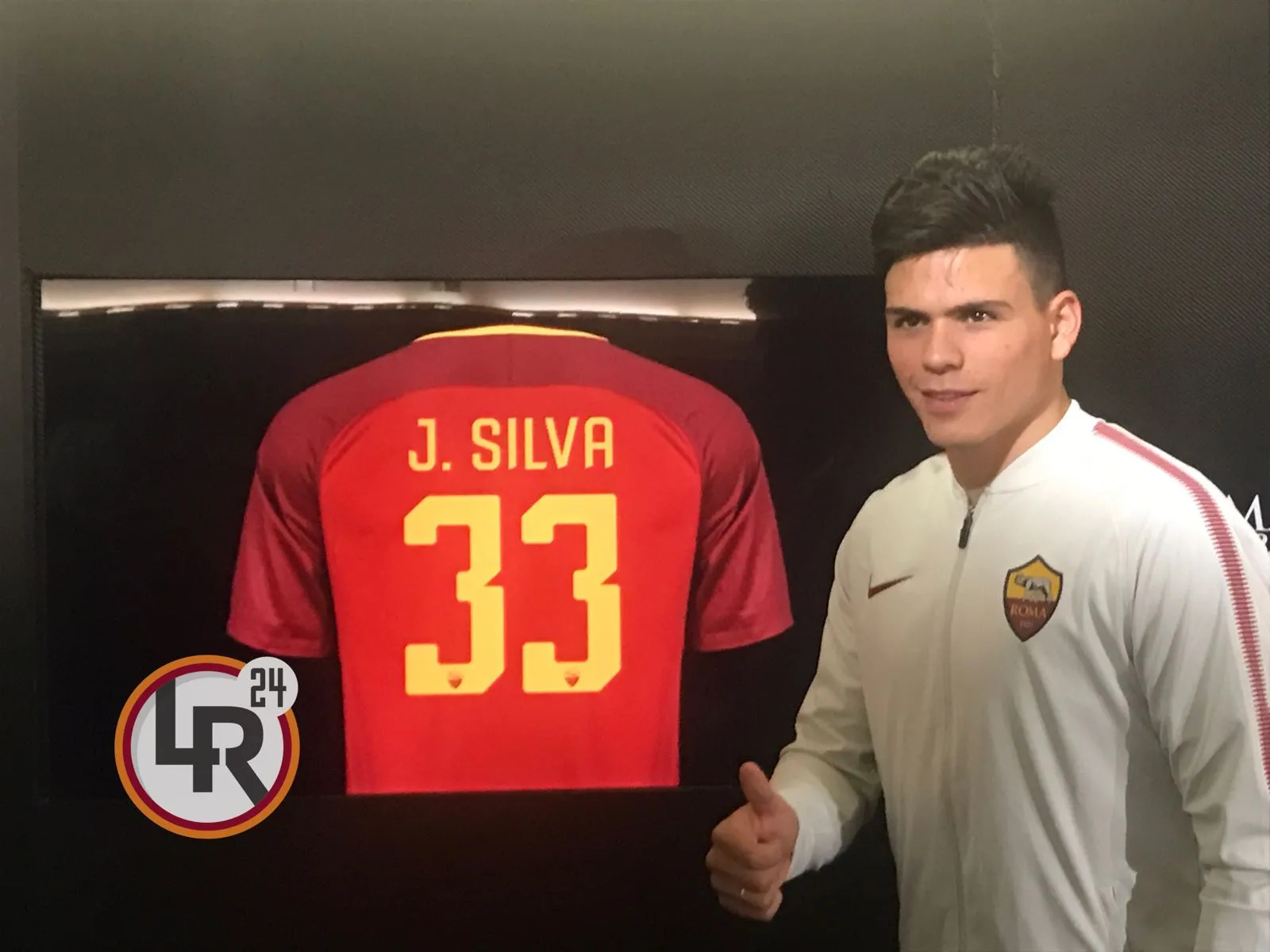 silva pollice ok maglia conf stampa