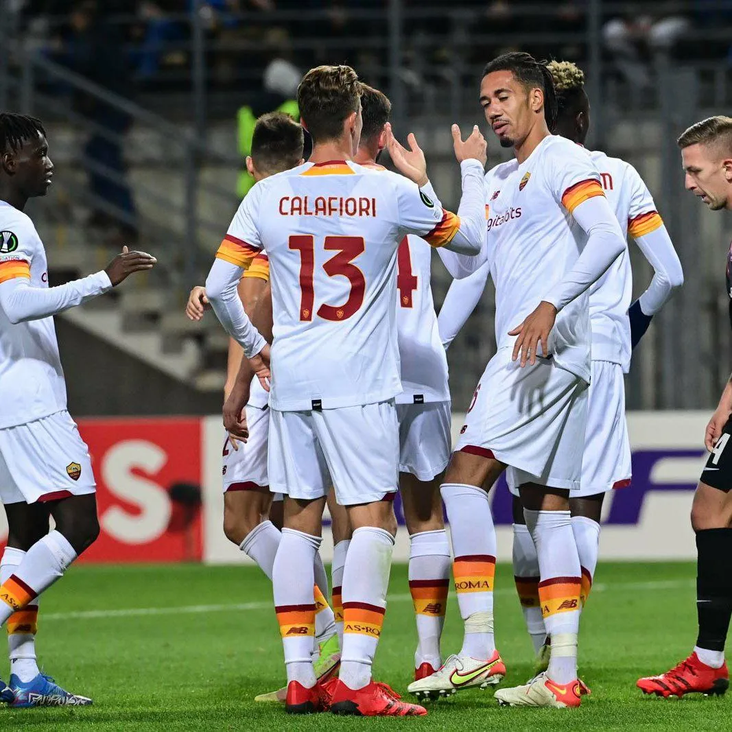 smalling gol esulta con calafiori
