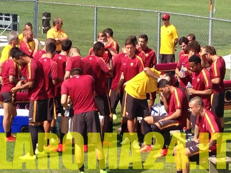 squadra beve pausa allenamento 22 7