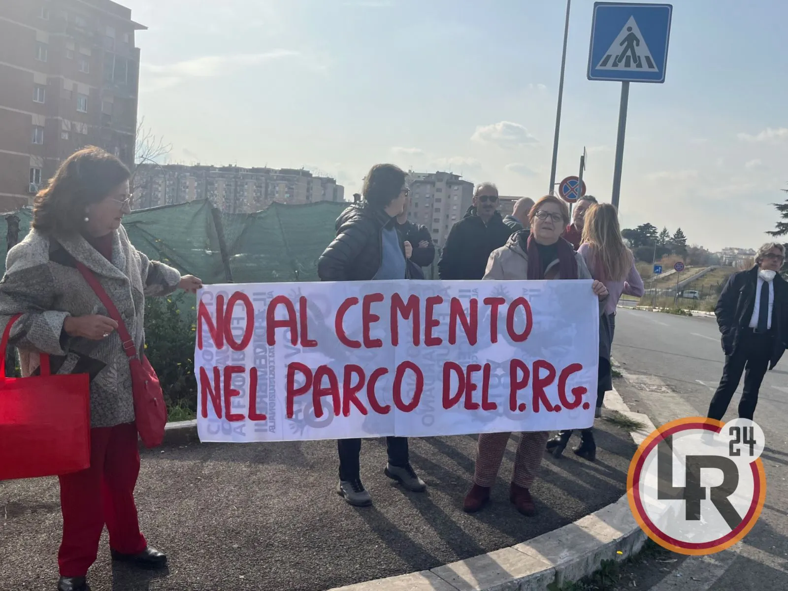 striscione comitato stadio pietralata no grazie