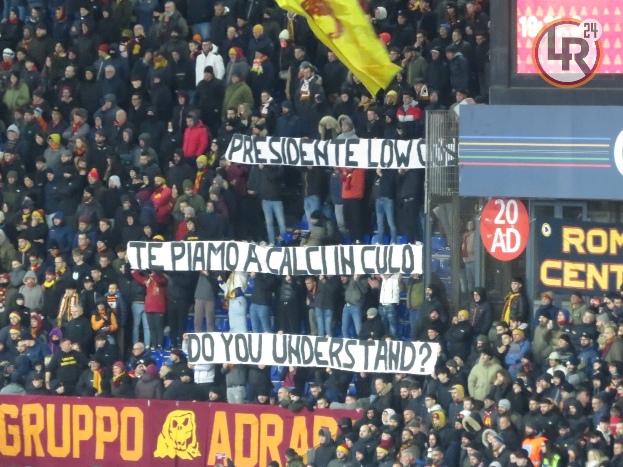 striscione contro friedkin roma verona