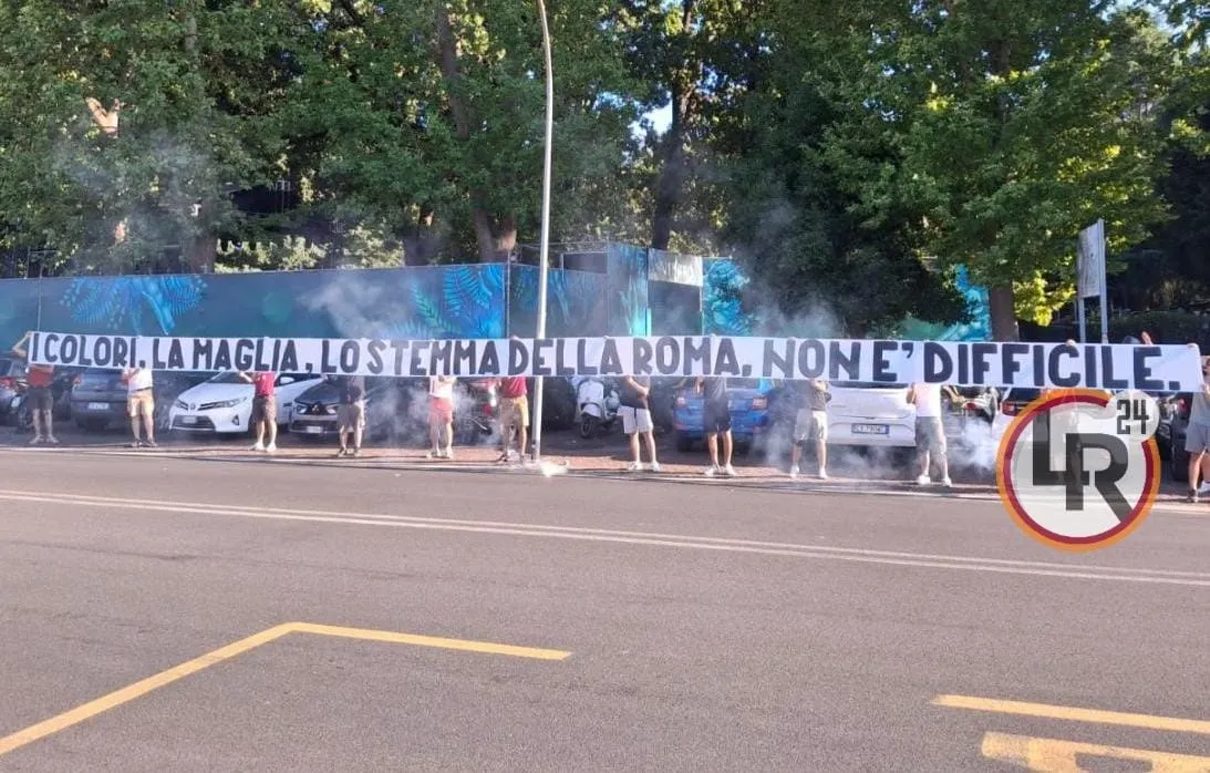 striscione tifosi roma 1