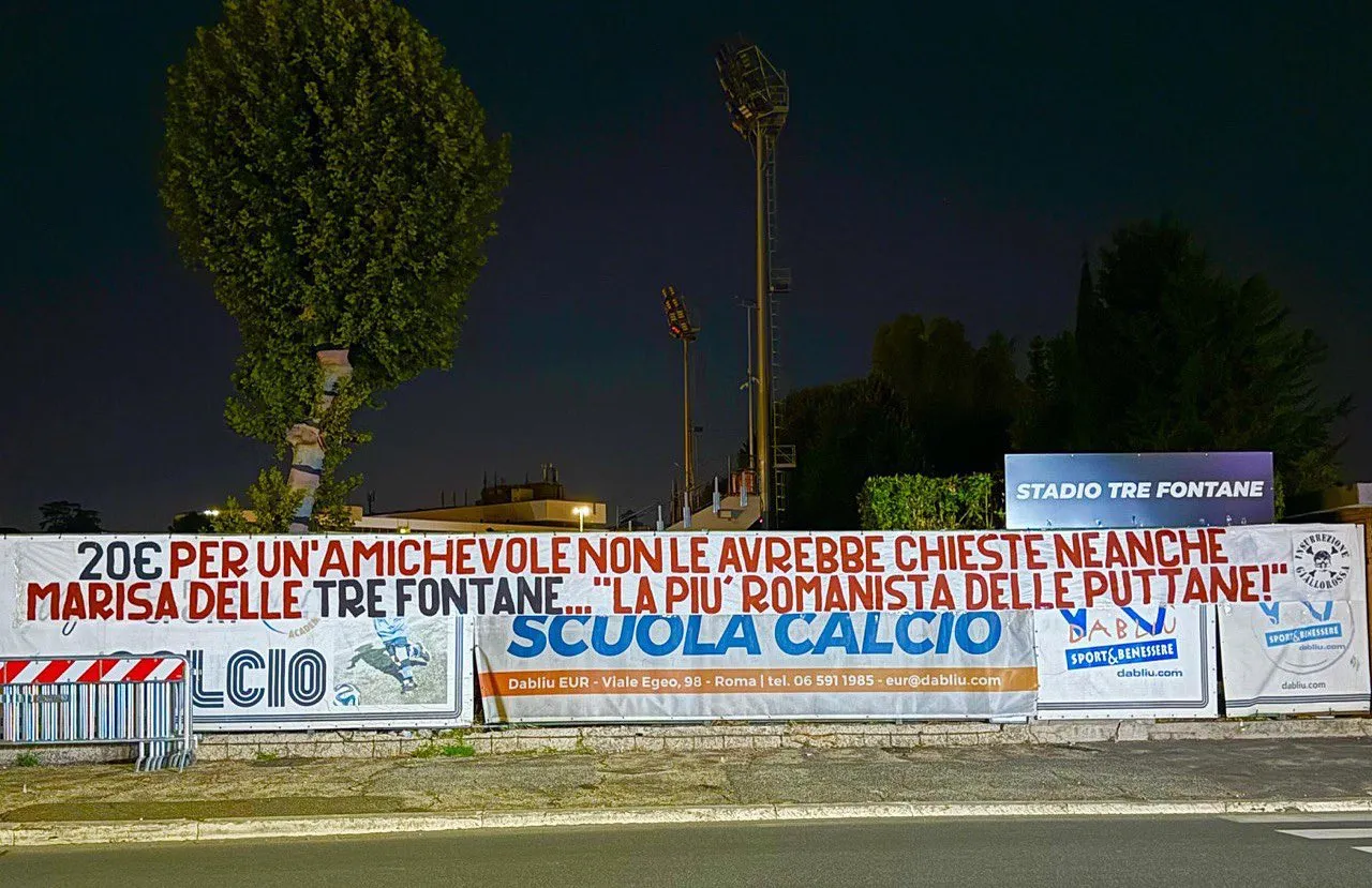 striscione tifosi roma cannes 1