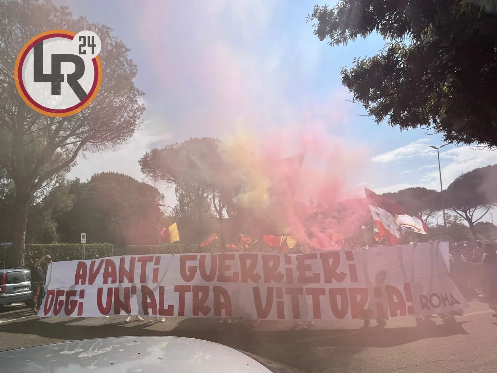 striscione trigoria tifosi