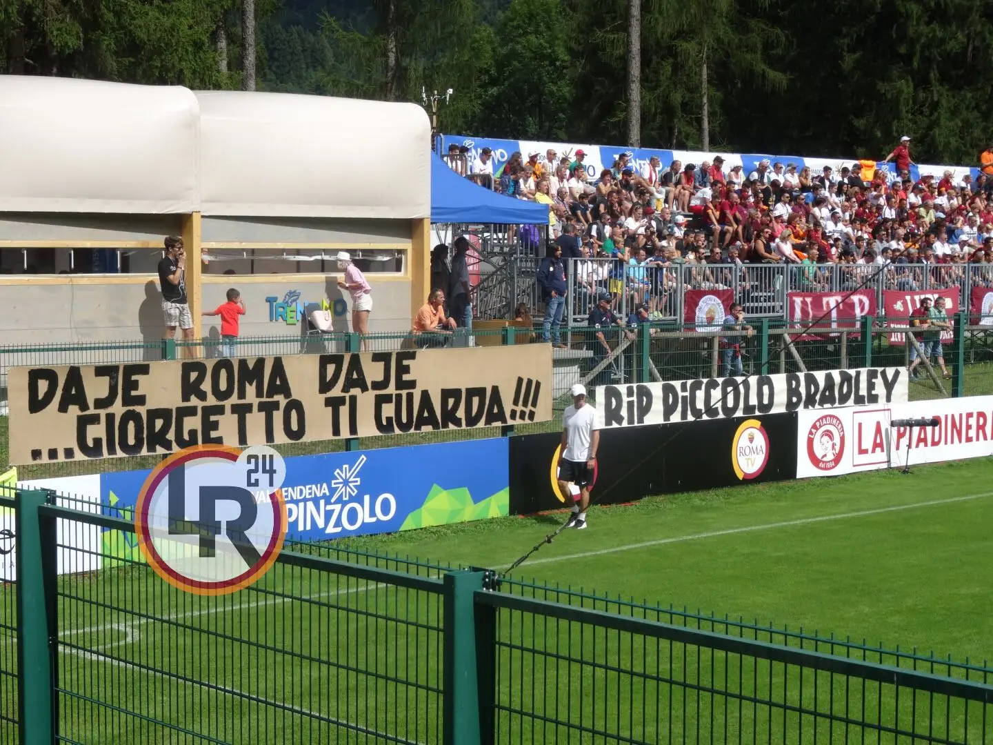 striscioni per giorgetto e bradley lr24