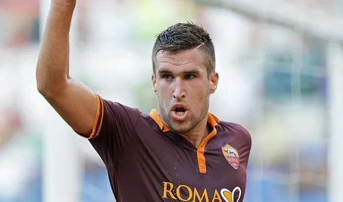 strootman mezzo pp sbraccia