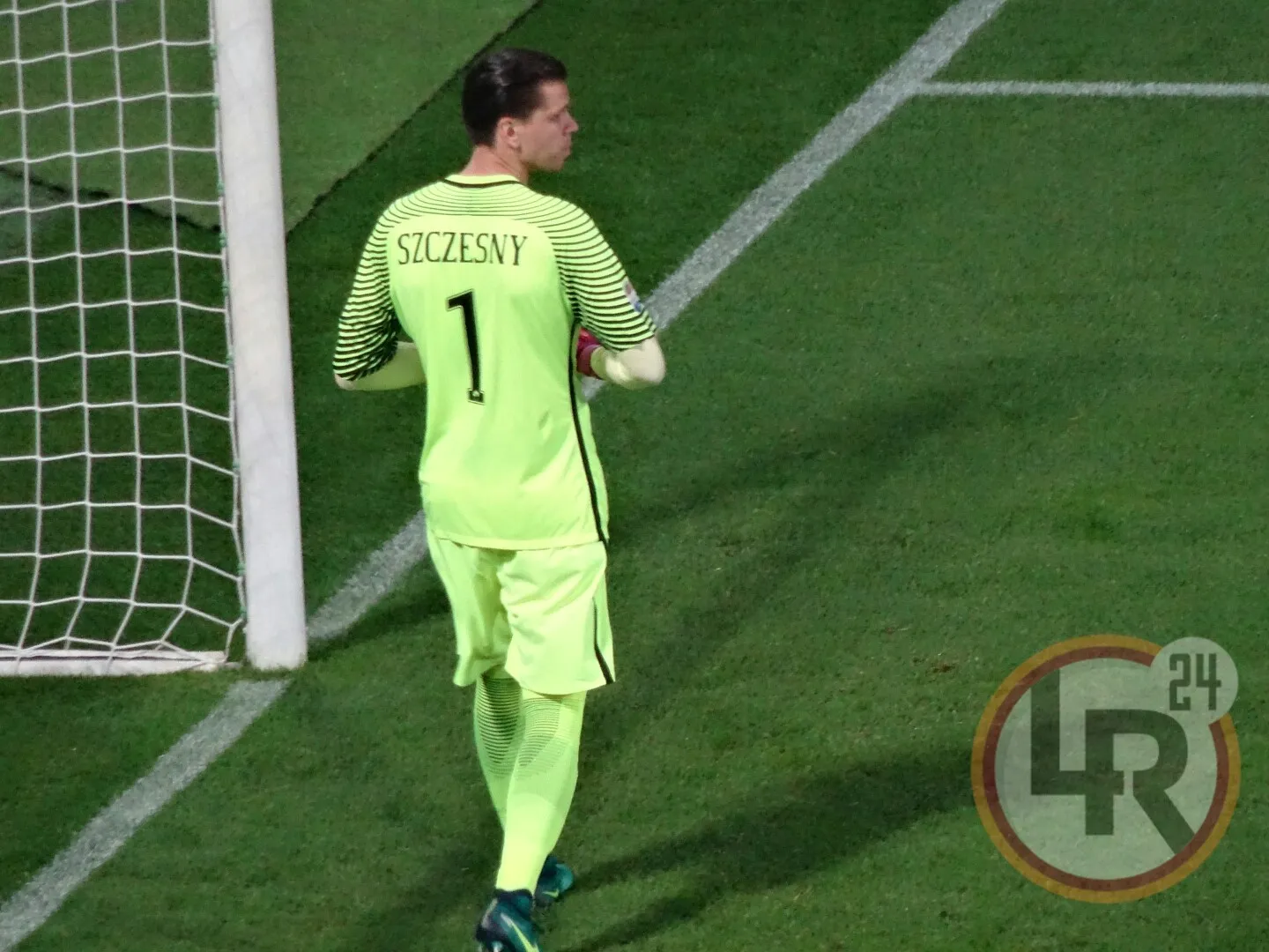 szczesny spalle