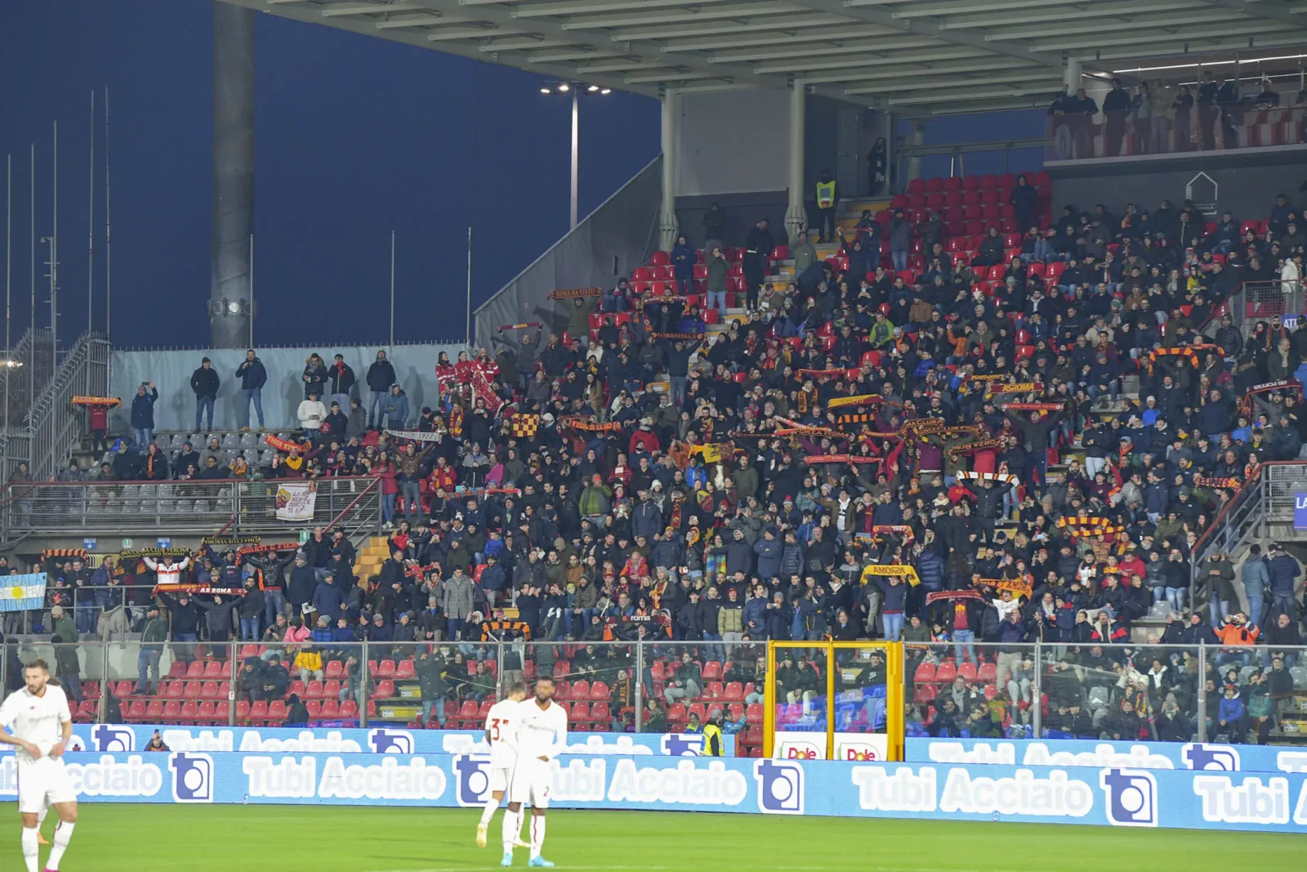 tifosi cremonese roma