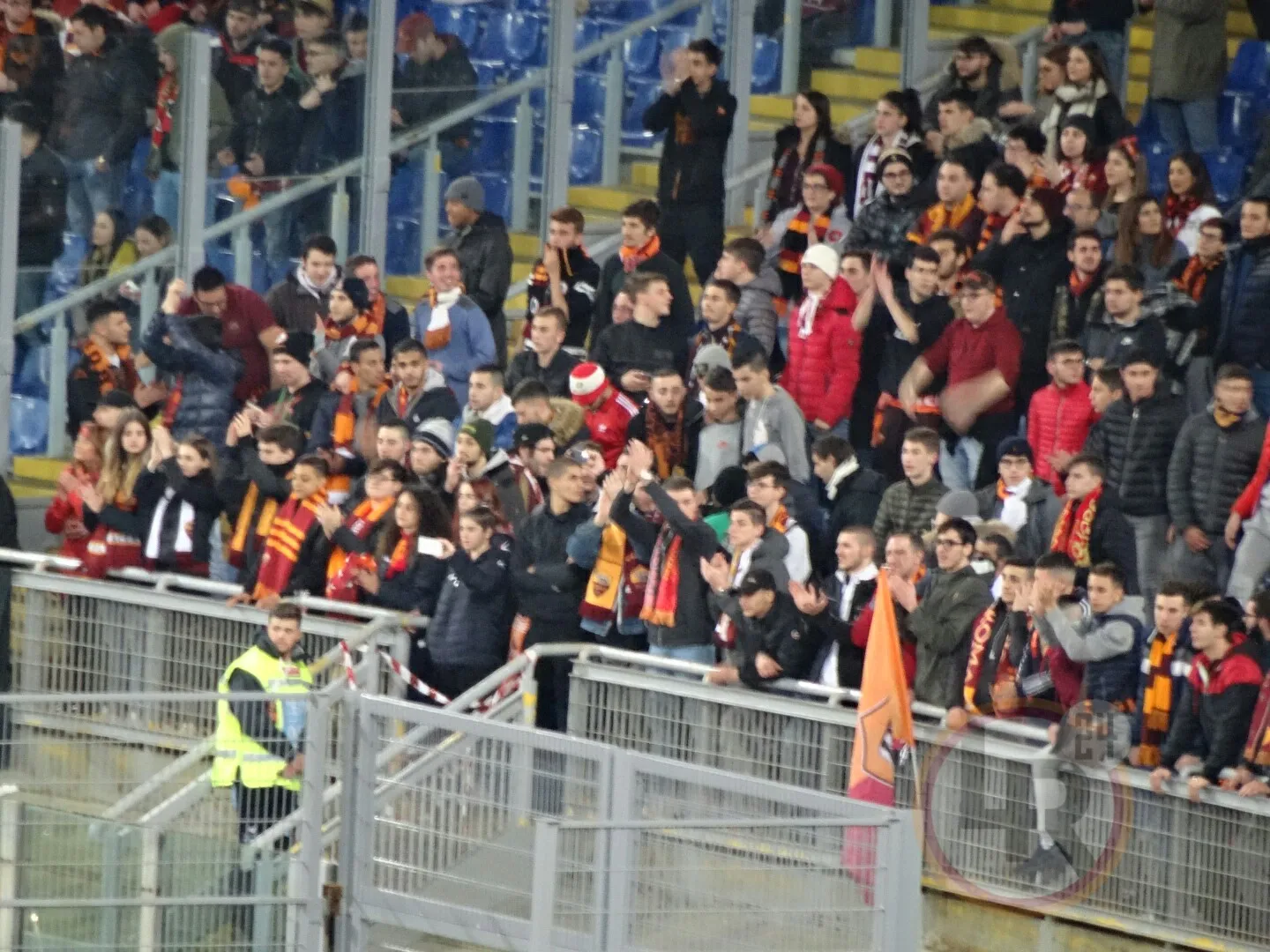 tifosi curva sud roma cesena