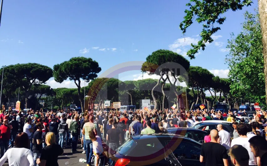tifosi esterno olimpico 3 derby