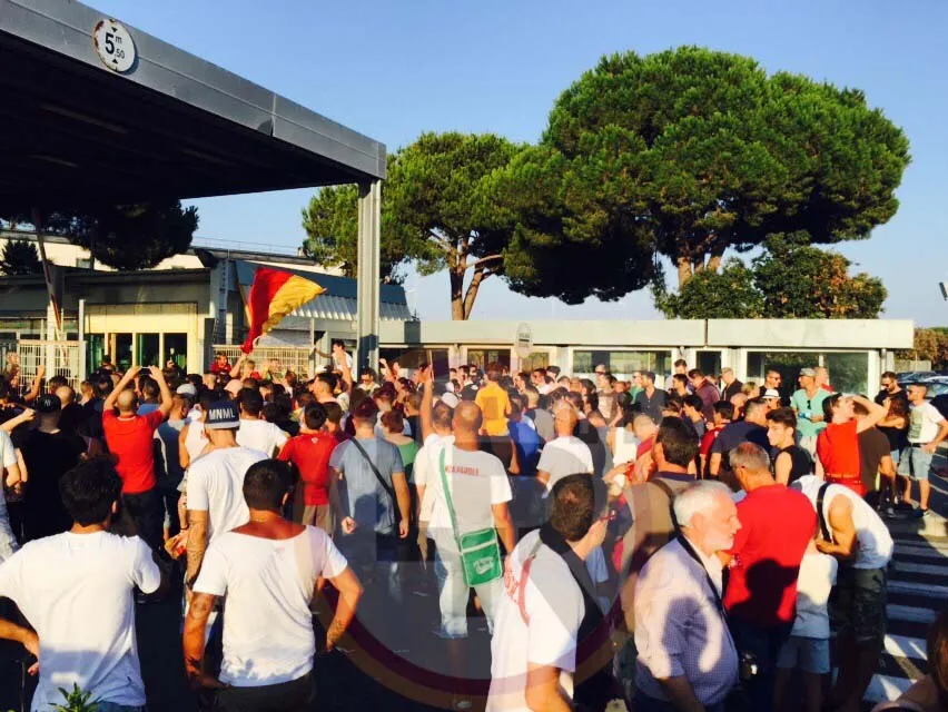 tifosi fiumicino arrivo dzeko1