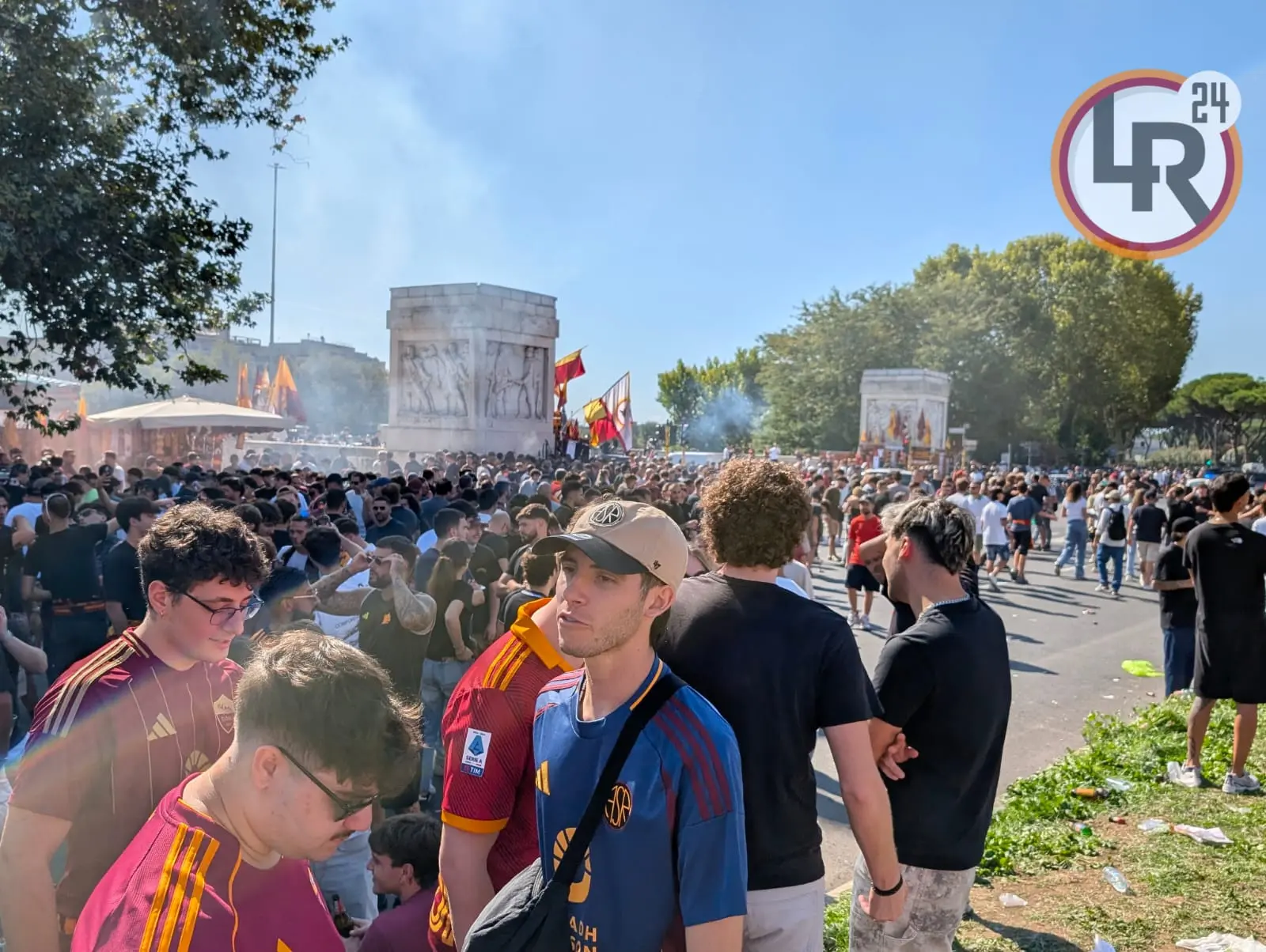 tifosi fuori stadio