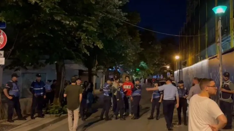 tirana gazeta shqiptare