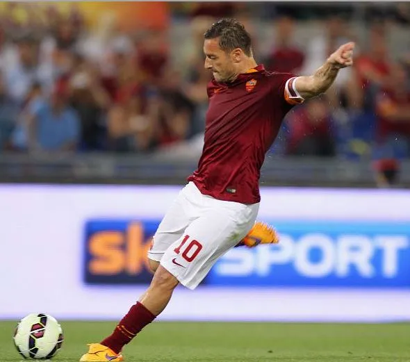 totti calcia roma udinese 17052015