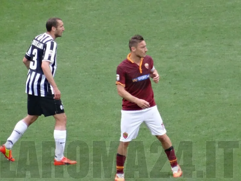 totti chiellini roma juve 11514
